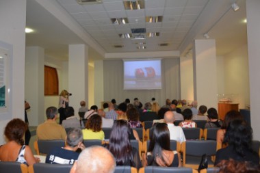 イタリア寄港中の証言会が、毎日新聞に掲載されました