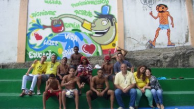ピースボールのブラジルキャンペーンが「毎日新聞」に掲載されました
