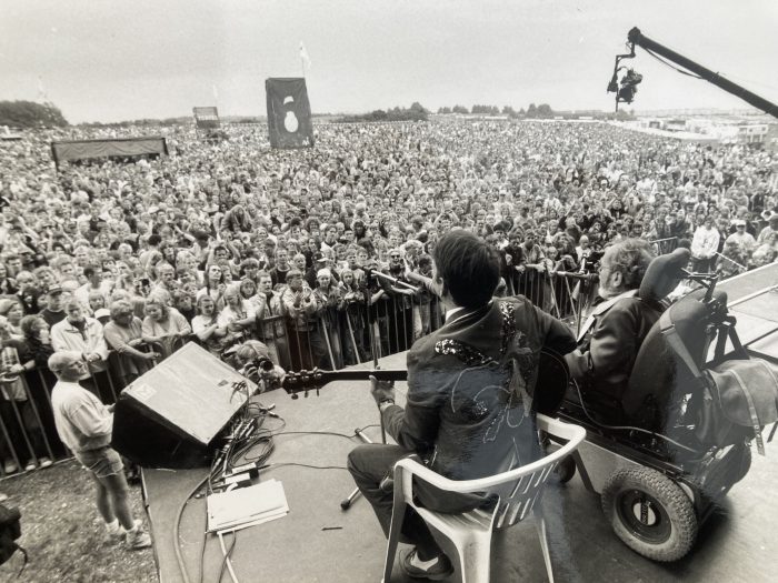 Rainbow / 1997年5月31日デンマーク公演 レインボー～ライヴ・イン・ミュンヘン 1977 / レインボー - YouTube