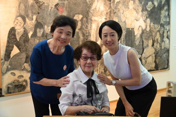 沖縄戦の体験や軍隊について学ぶ「沖縄ツアー」を行いました