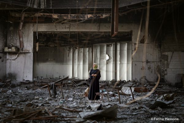 船上で映画『手に魂を込め、歩いてみれば』上映とファトマ・ハッスーナさんの写真展が開催されます