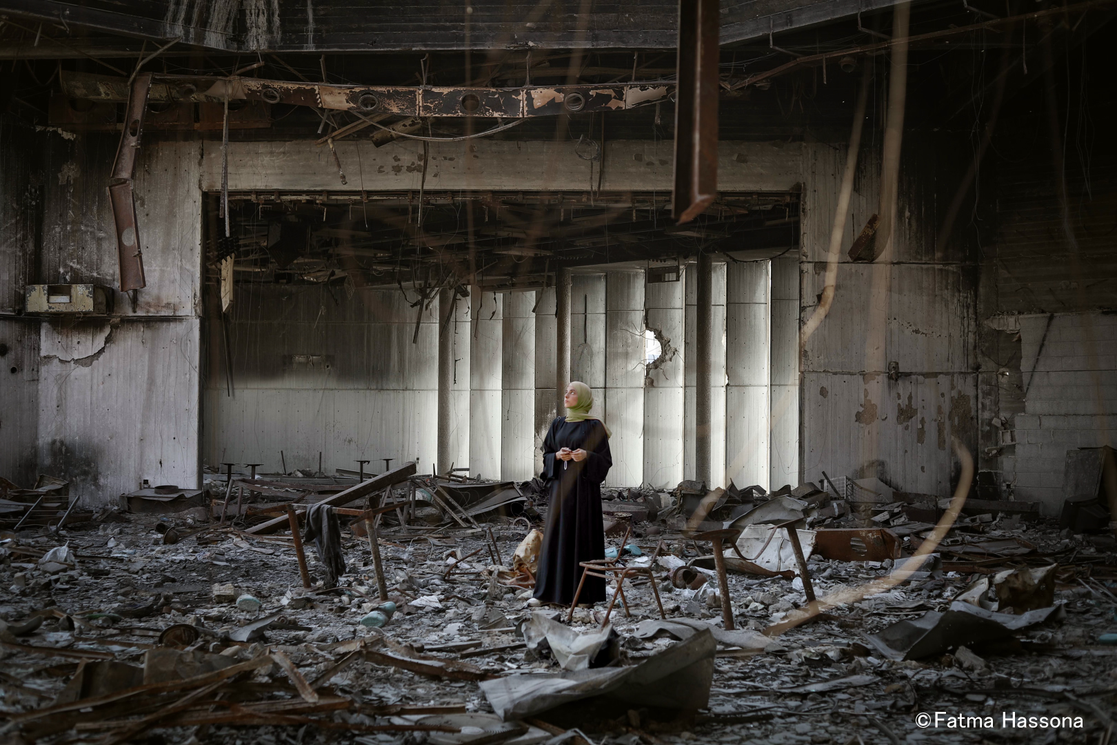 船上で映画『手に魂を込め、歩いてみれば』上映とファトマ・ハッスーナさんの写真展が開催されます