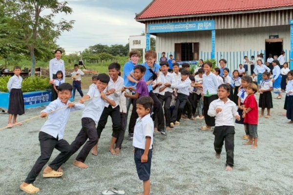 Voyage121でカンボジアの地雷問題を学ぶツアーを開催しました